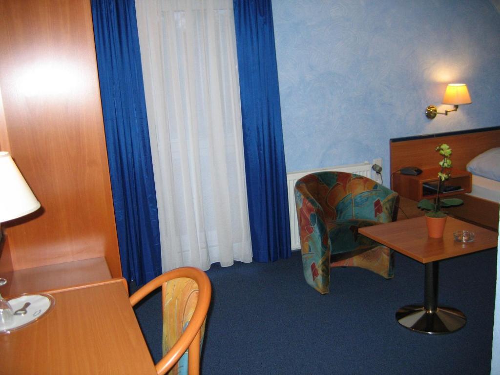 Hotel Rosenhof Дюссельдорф Номер фото